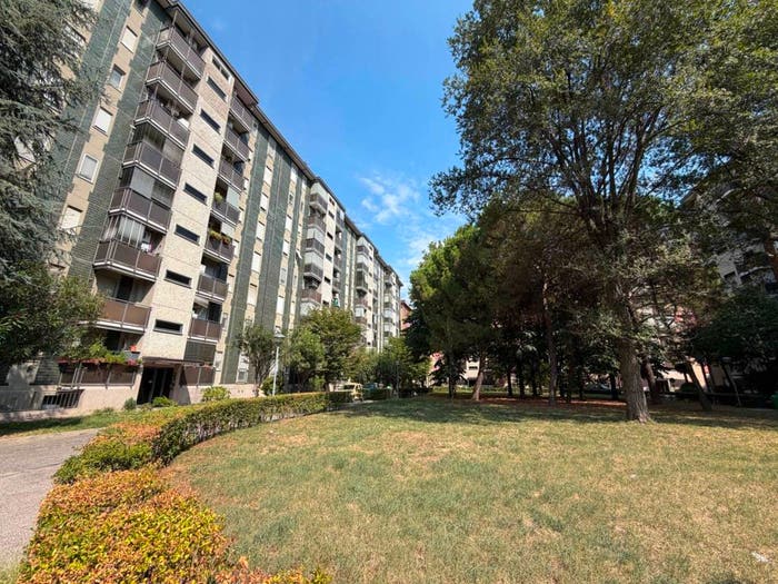 Appartamento quadrilocale in vendita in Via Appennini, Gallaratese, Milano
