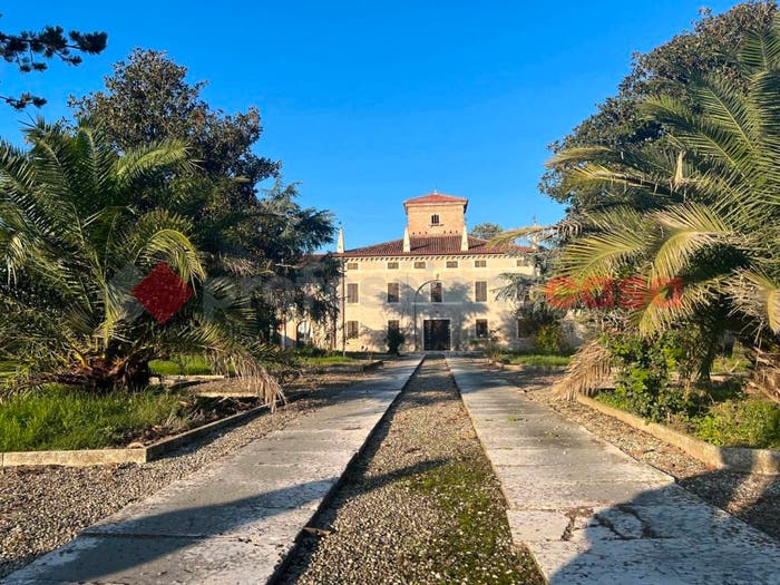 Casa con 6 locali in vendita in Via corte capra, Centro, Isola Rizza