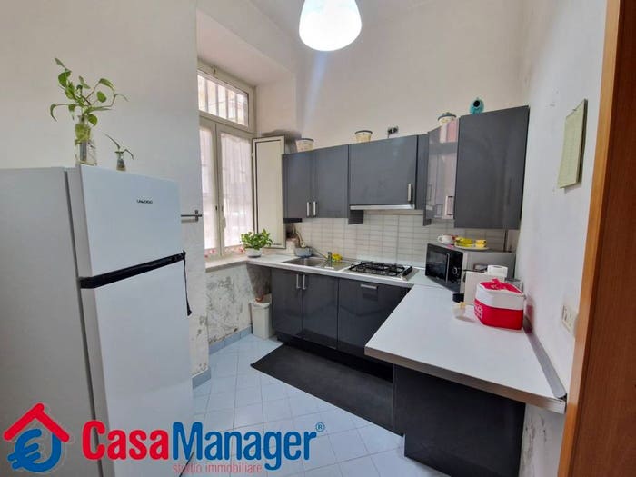 Appartamento bilocale in vendita in calata san francesco, Vomero, Napoli
