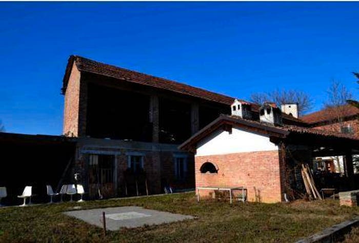 Casa con 6 locali in vendita in Regione Celle Via Santa Croce, Briccomontestazione, Incisa Scapaccino