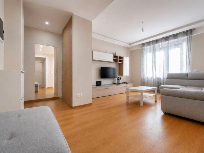 Appartamento trilocale in vendita in Via Val Bavona, Inganni, Milano
