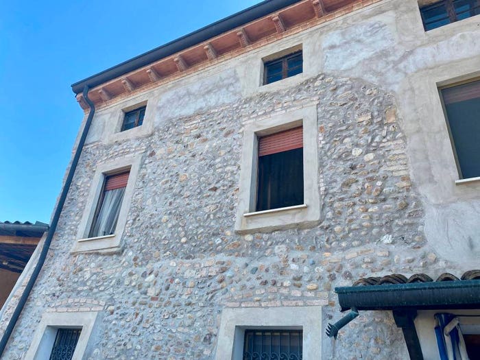 Casa con 6 locali in vendita in Strada del Garda, Volta Mantovana