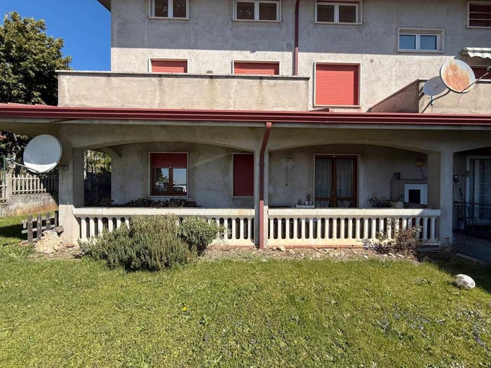 Appartamento con 6 locali in vendita in Bruno dal Maso, Centro, Altissimo