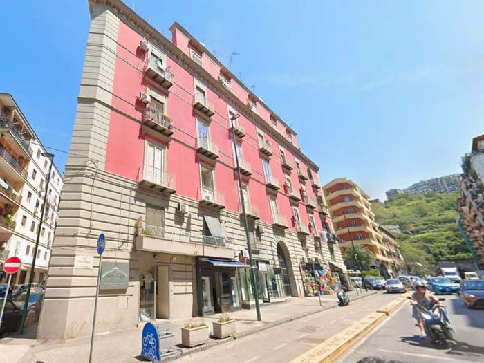 Appartamento bilocale in vendita in Via Caio Duilio, Fuorigrotta, Napoli