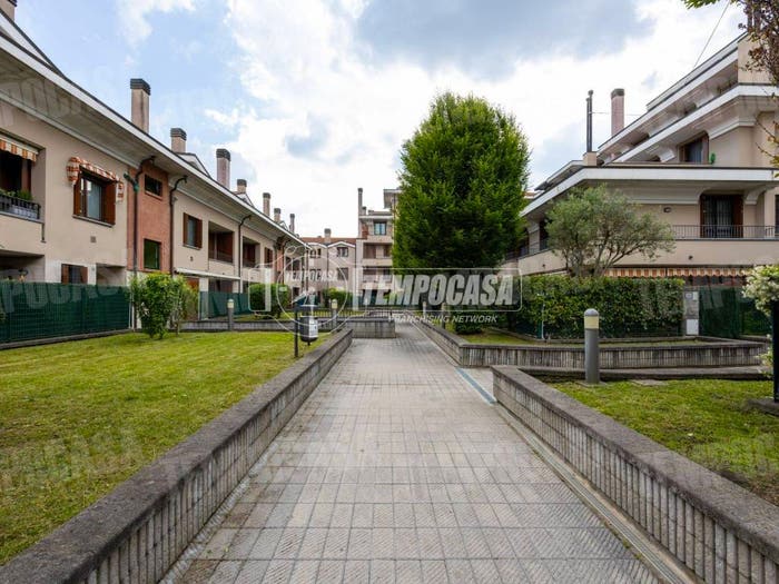 Appartamento bilocale in vendita in Via Leonardo da Vinci, Bussero