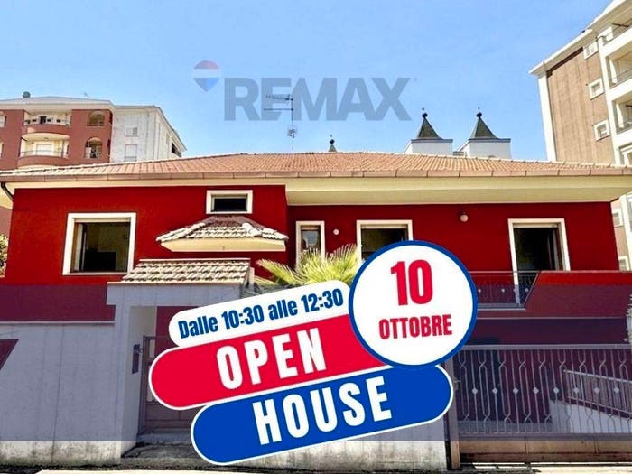 Casa con 6 locali in vendita in Via Martiri di Via Fani, Centro, Montesilvano
