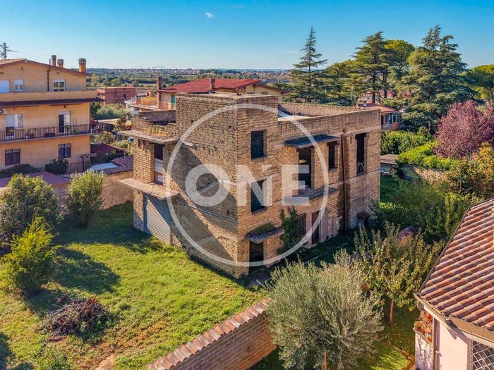 Casa in vendita in Via Ripatransone, Corcolle, Roma