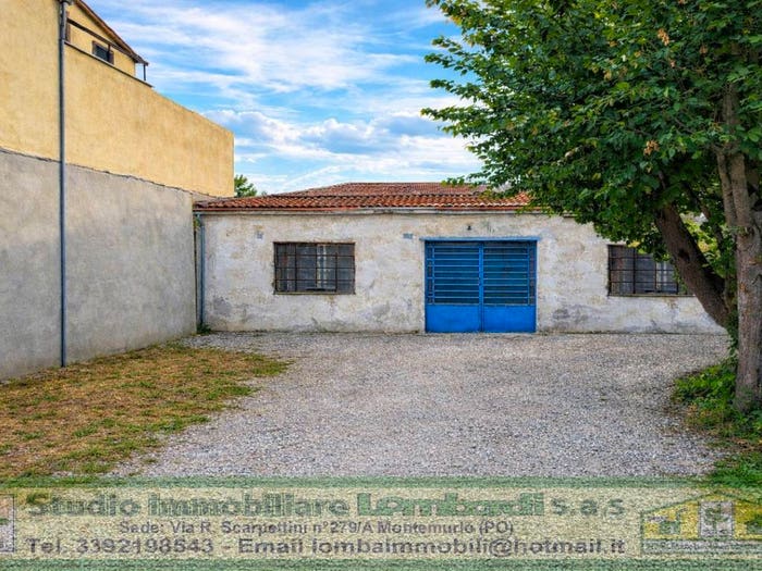 Appartamento con 6 locali in vendita in Via Oste, Fornacelle, Montemurlo