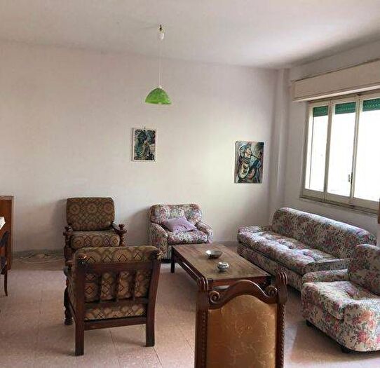 Appartamento trilocale in vendita in Via Lucifero, Copanello, Stalettì