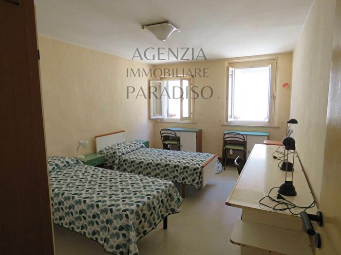 Appartamento trilocale in vendita in Centro, Urbino