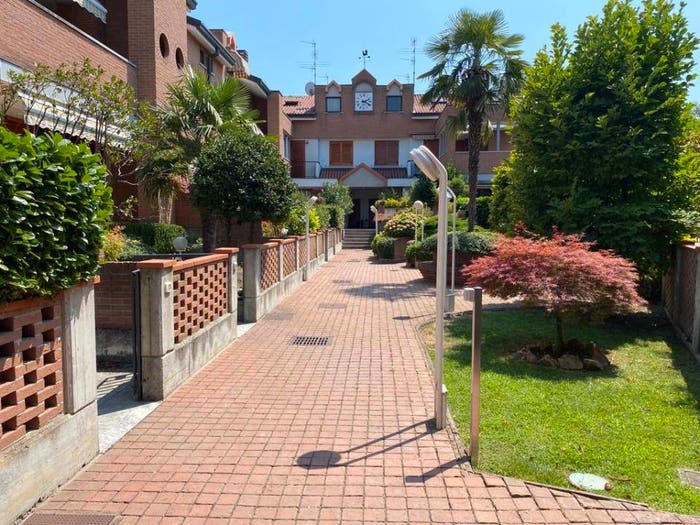 Casa quadrilocale in vendita in Via Giacomo Matteotti, Centro, Gaggiano