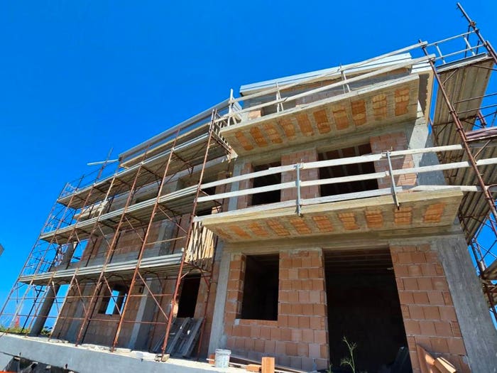 Casa con 6 locali in vendita in Via dei Bizantini, Centro, Belvedere Marittimo