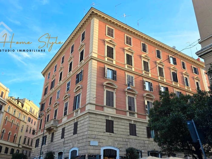 Appartamento quadrilocale in vendita in Piazza Alessandria, Salario Porta Pia, Roma