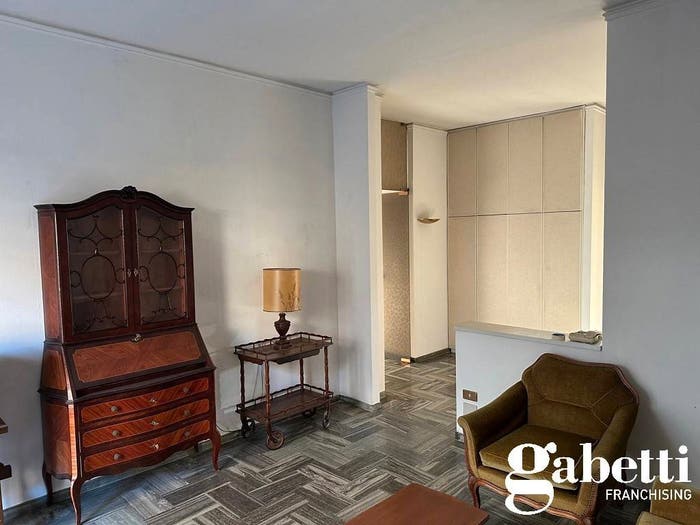 Appartamento con 5 locali in vendita in VIA CAFASSO, Corso alla Vittoria Parco della Resistenza, Asti
