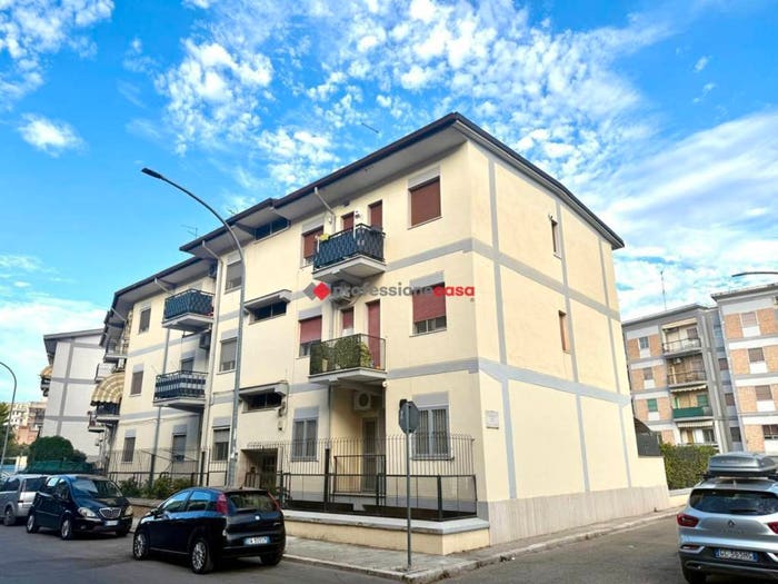 Appartamento trilocale in vendita in Via Bachelet, San Pio X, Foggia