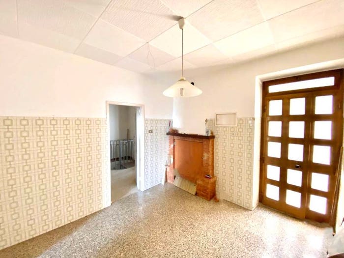 Casa con 6 locali in vendita in Via Dell'Orologio, Centro, Fossombrone