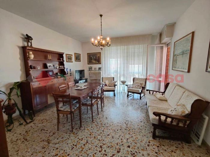 Appartamento con 5 locali in vendita in Via Iacopo Inghirami, Marina di Pisa, Pisa