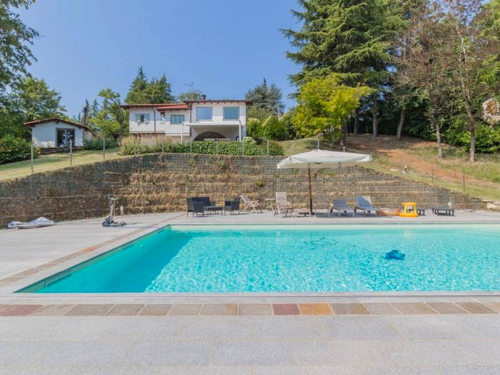 Casa con 6 locali in vendita in Strada delle Betulle, Rezzanello, Gazzola