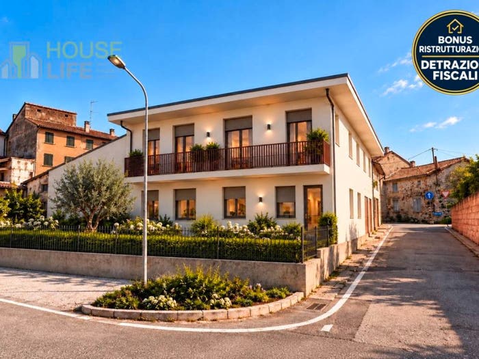 Appartamento quadrilocale in vendita in via caduti di malga zonta, Centro, San Vito di Leguzzano