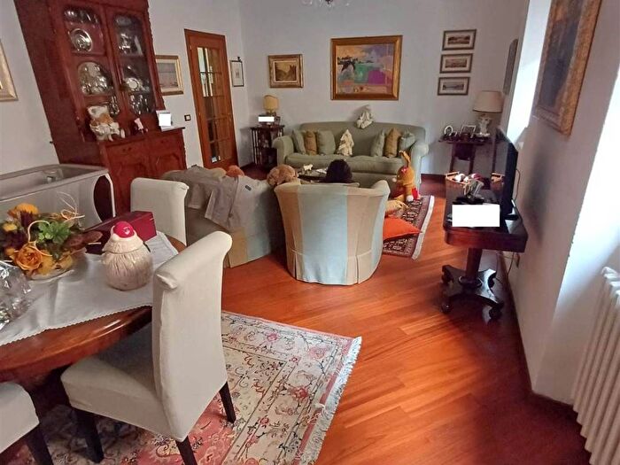 Appartamento quadrilocale in vendita in Calzabigi, Livorno