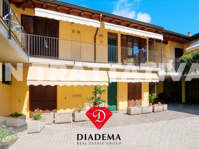 Appartamento bilocale in vendita in Via Cavour, Centro, Jerago con Orago