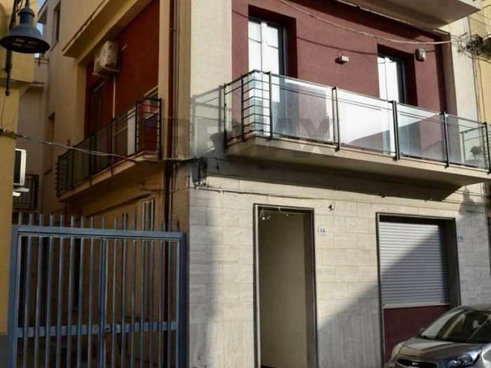 Casa con 6 locali in vendita in Via Marconi, Centro, Carlentini