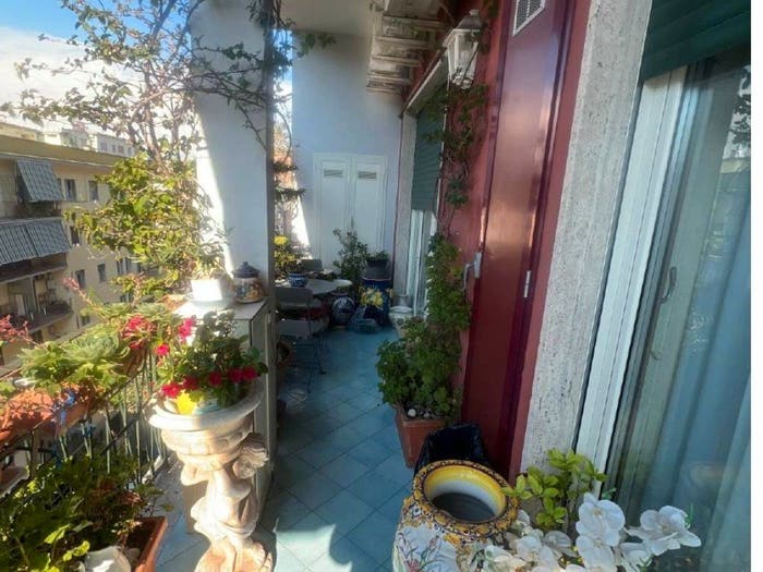 Appartamento con 6 locali in vendita in Via Francesco Cilea, Vomero, Napoli