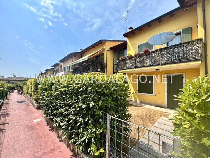 Appartamento trilocale in vendita in Via Domenico Andrei, Boi, Caprino Veronese