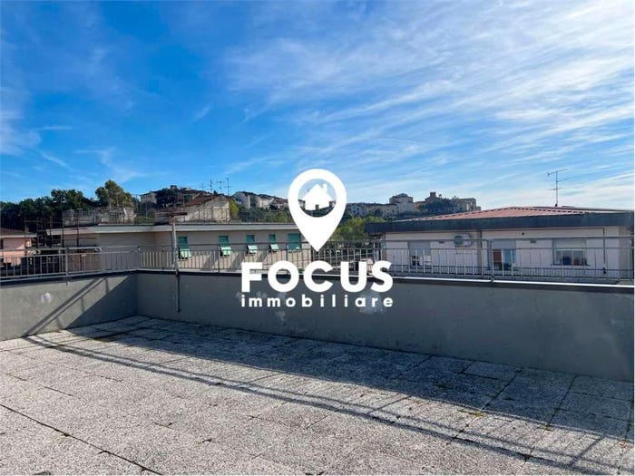 Appartamento con 6 locali in vendita in Centro, Fucecchio