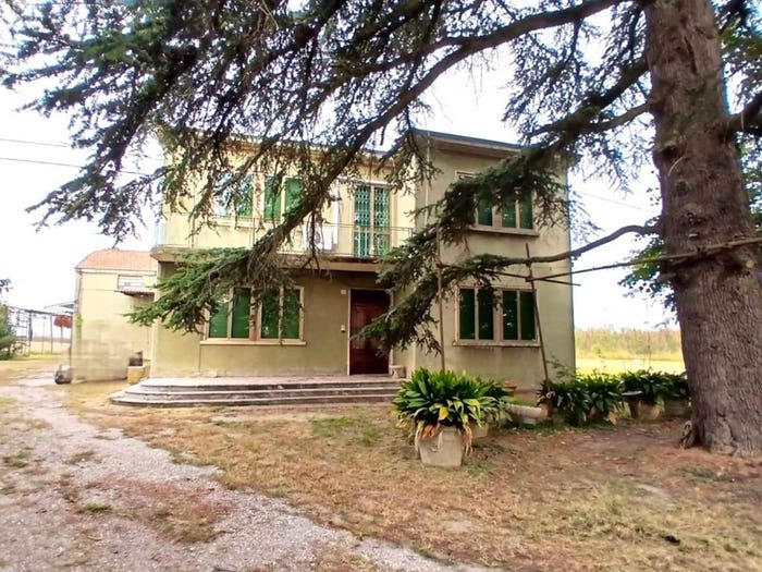 Casa con 6 locali in vendita in via BOLOGNA, Montalbano, Ferrara