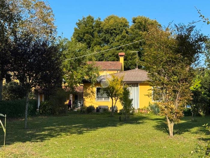 Casa con 6 locali in vendita in Via Papa Giovanni, Conselve