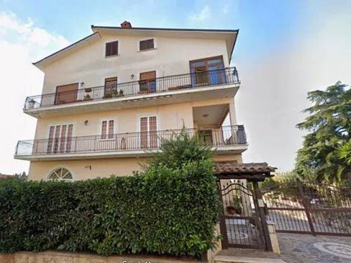 Casa quadrilocale in vendita in Via Santa Croce, Centro, Mentana