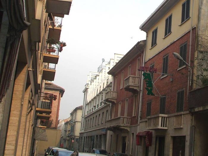Casa con 6 locali in vendita in Via San Francesco d'Assisi, Piazza Garibaldi, Alessandria