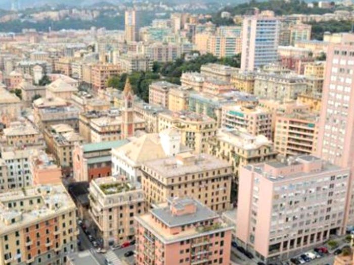 Casa con 6 locali in vendita in Sampierdarena, Genova