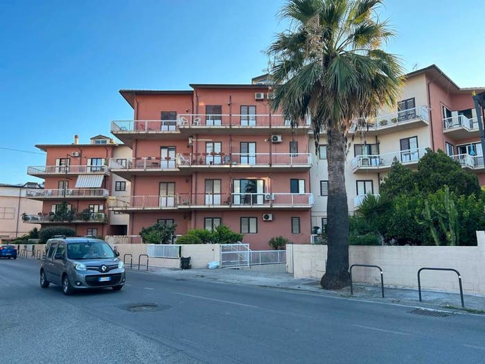 Appartamento con 6 locali in vendita in Via Cristoforo Colombo, Bianco