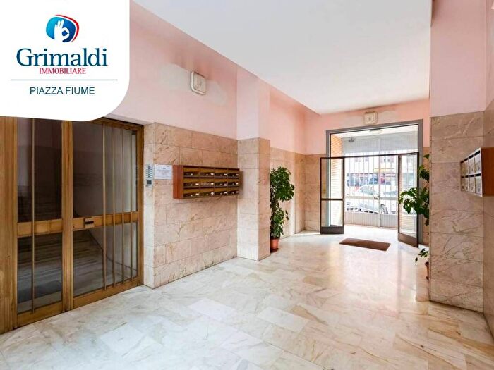 Appartamento quadrilocale in vendita in Viale di Trastevere, Trastevere, Roma