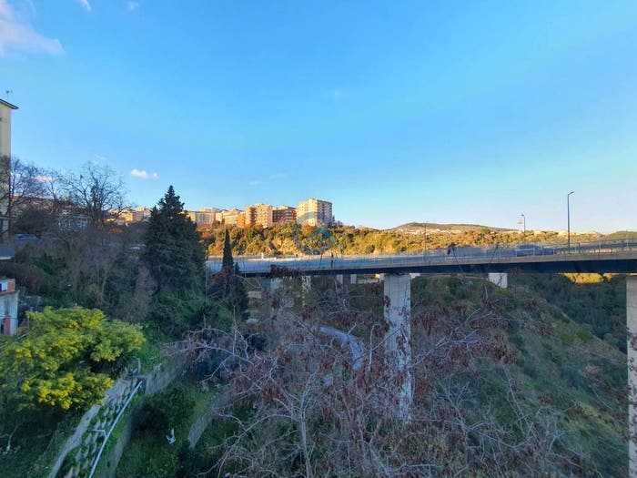 Appartamento bilocale in vendita in Via Sant'Agostino, Centro Storico, Catanzaro