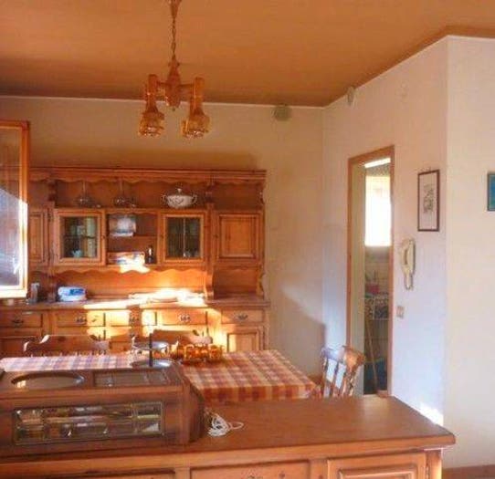 Appartamento quadrilocale in vendita in Via Del Palazzo, Centro, Piobbico
