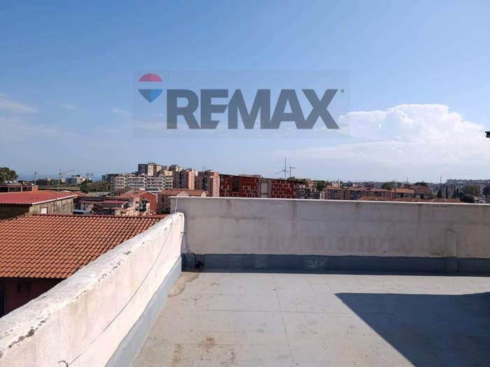 Appartamento quadrilocale in vendita in Via Tito Speri, Rapisardi, Catania