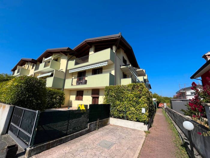 Appartamento trilocale in vendita in VIA PESARO, Staranzano
