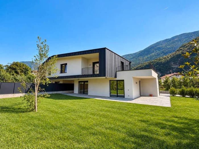 Casa con 5 locali in vendita in Via Nazionale, Salorno sulla strada del vino