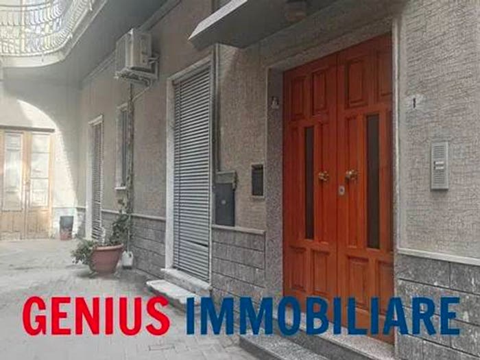 Casa con 6 locali in vendita in Via Simeto No Number, Biancavilla
