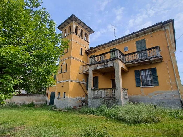 Casa con 6 locali in vendita in Via Emilia, Centro, Casteggio