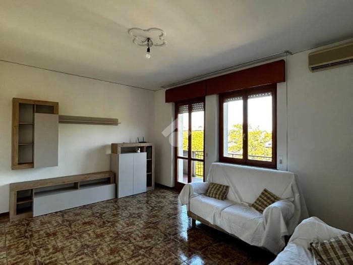 Appartamento con 5 locali in vendita in Via Filippo Brunelleschi, Stadio, Verona