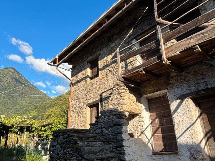 Casa monolocale in vendita in Via Villa, Centro, Verceia