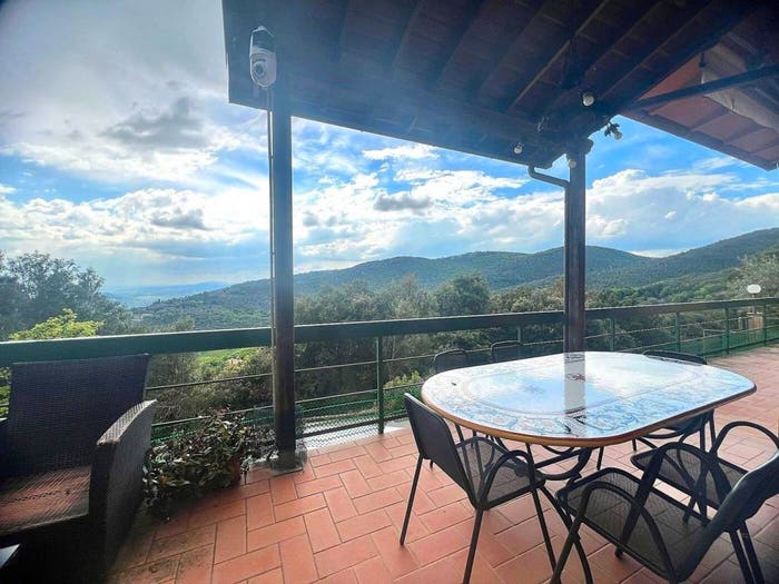 Casa con 6 locali in vendita in Città della Domenica Monte Malbe, Perugia