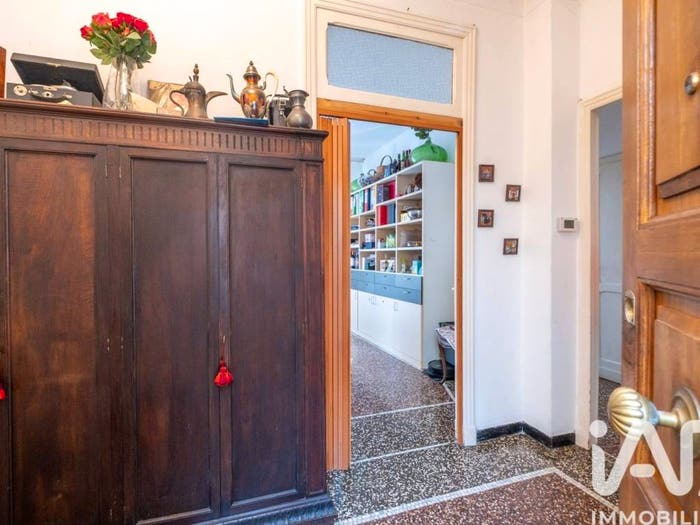 Appartamento con 5 locali in vendita in Via Montaldo, Staglieno, Genova