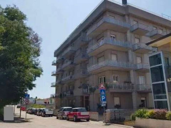 Appartamento con 5 locali in vendita in Via Xxv Aprile, Centro, Gabicce Mare