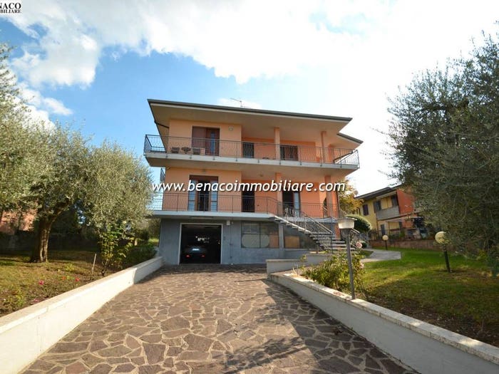 Appartamento trilocale in vendita in Via Tione, Castelnuovo del Garda