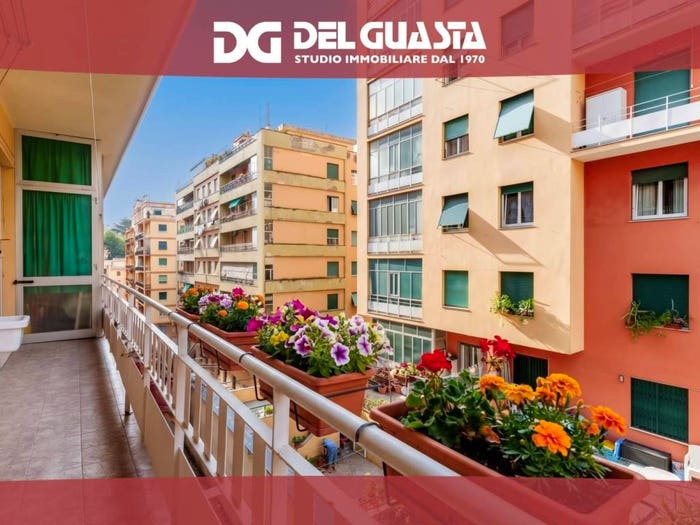 Appartamento trilocale in vendita in Via Aldo Manuzio, San Fruttuoso, Genova